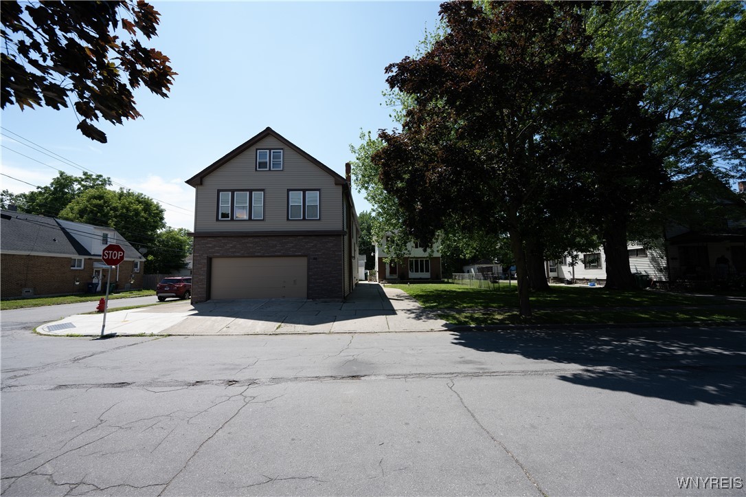 photo 2 : 92 Schiller Street, Buffalo NY 14206