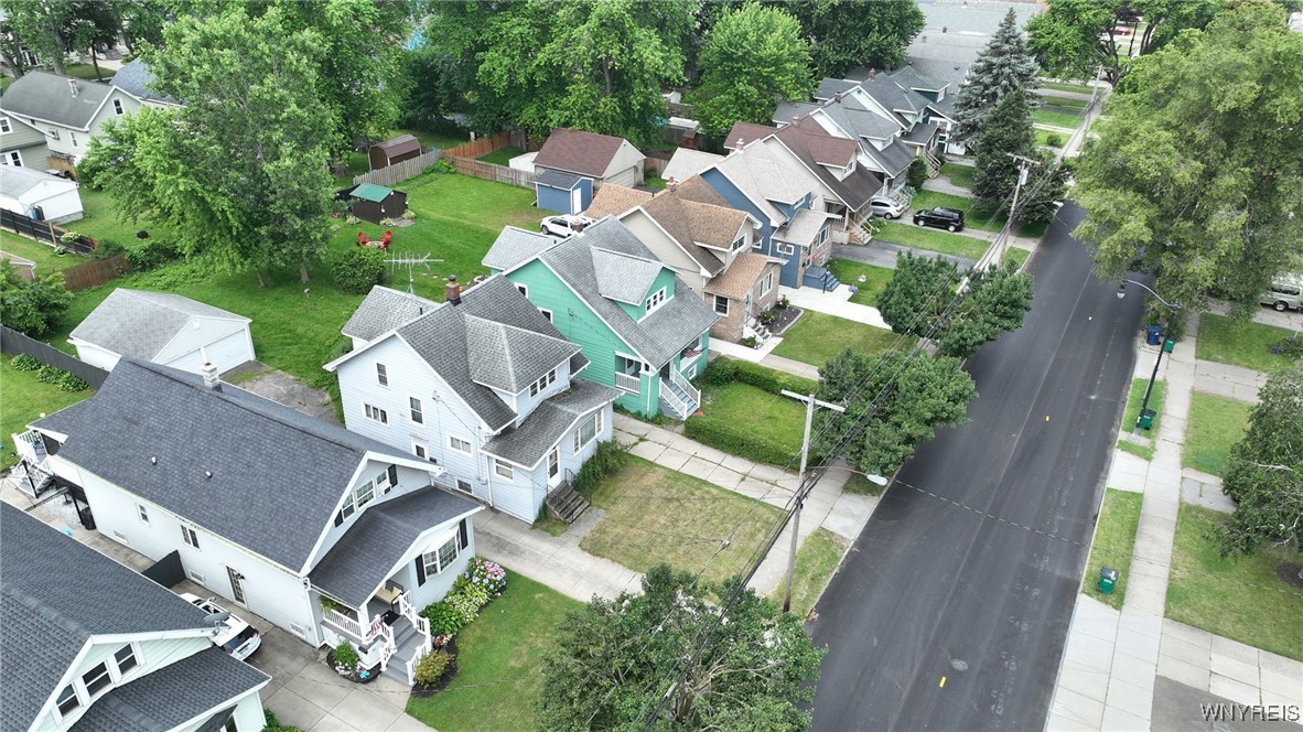 photo 3 : 827 Tifft Street, Buffalo NY 14220