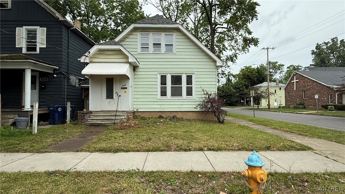 photo undefined: 1890 Linwood Avenue, Niagara Falls NY 14305