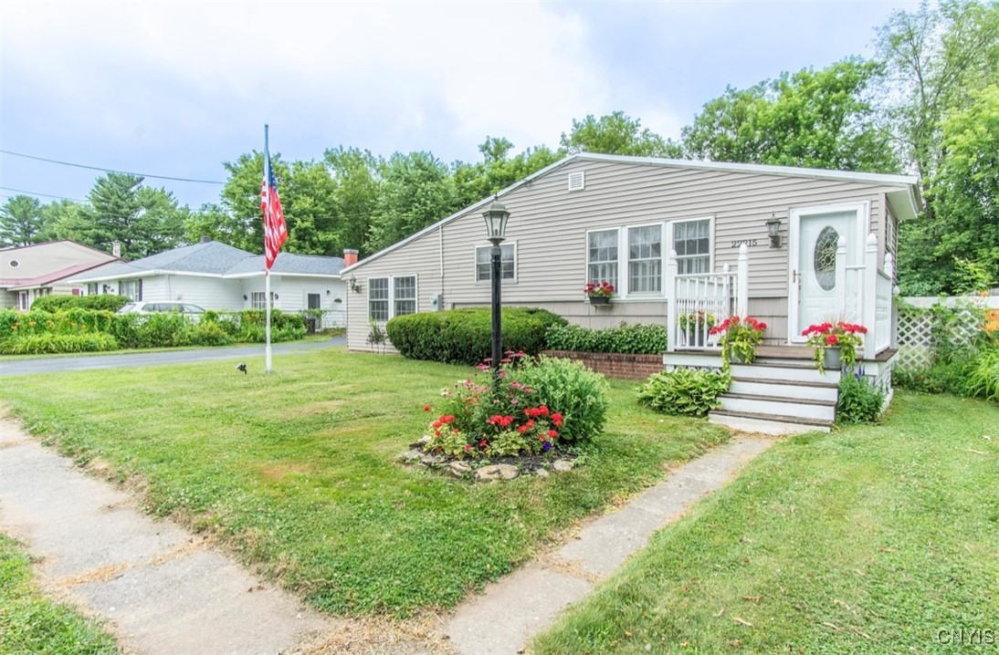 photo 2 : 22215 Patricia Drive, Le Ray NY 13601