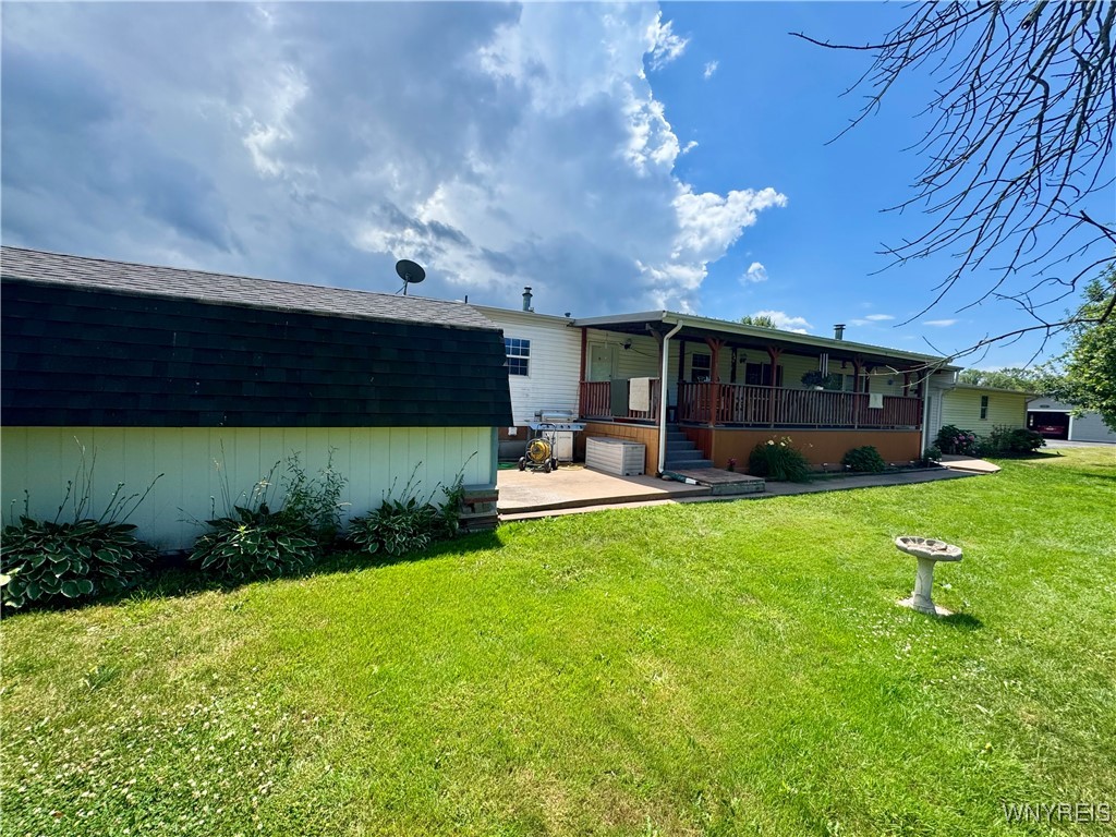 photo 3 : 3023 Springview Dr, Newfane NY 14108