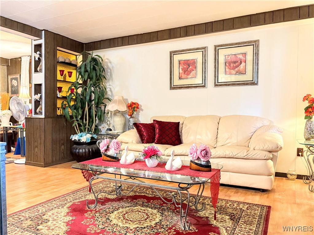 photo 3 : 847 Walden Avenue, Buffalo NY 14211