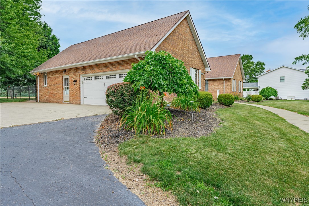 photo 4 : 2746 Upper Mountain Road, Lewiston NY 14132