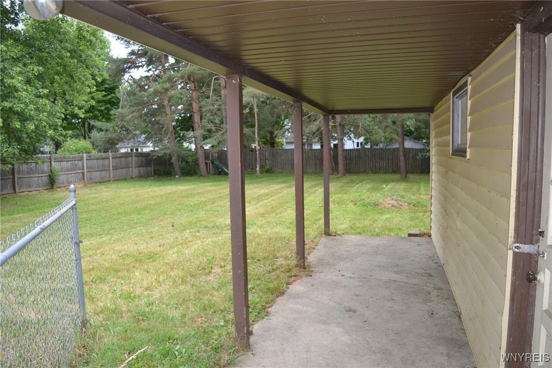 photo 4 : 2935 Schoolview Road, Eden NY 14057