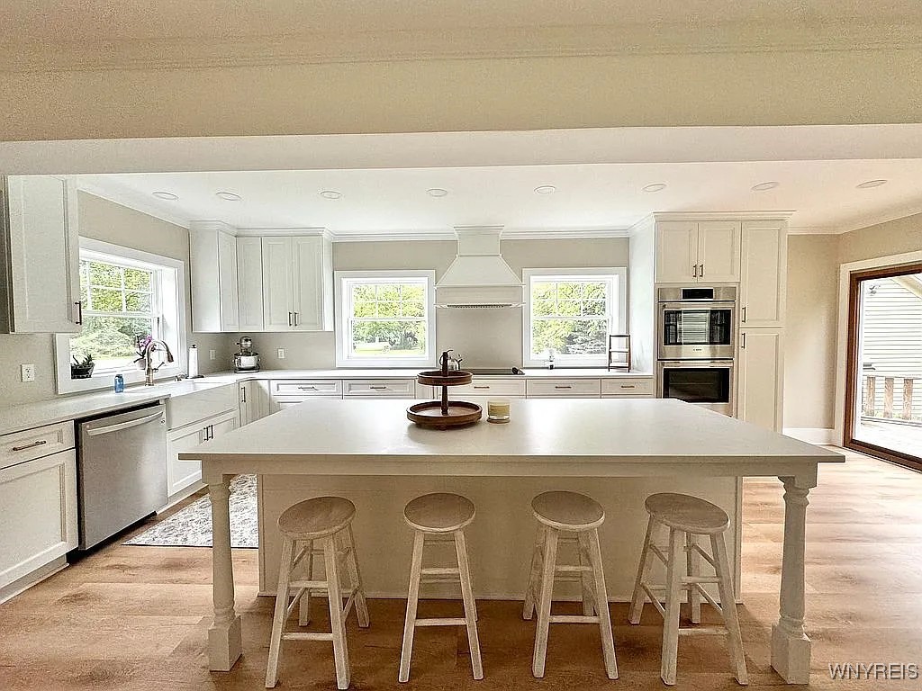 photo -twBKieZplTdWi2c969du: 10448 Clarence Center Road, Clarence NY 14031