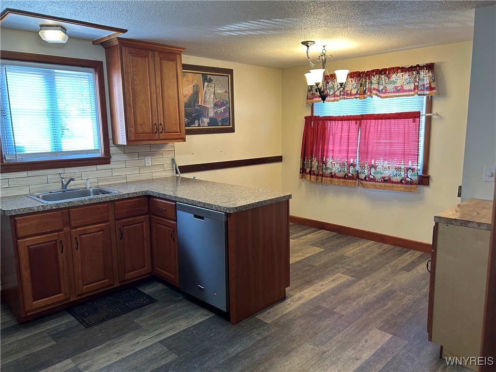 photo 3 : 688 Dick Road, Cheektowaga NY 14225
