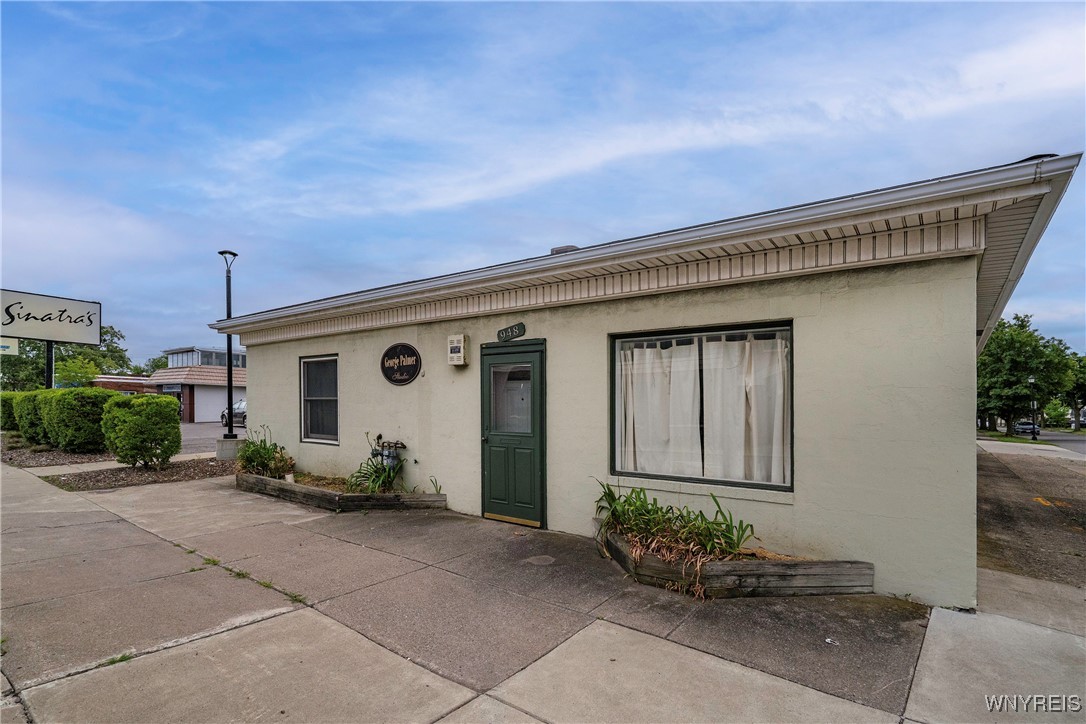 photo padFkY72PwG1KghnGBJl5az0: 948 Kenmore Avenue, Buffalo NY 14216