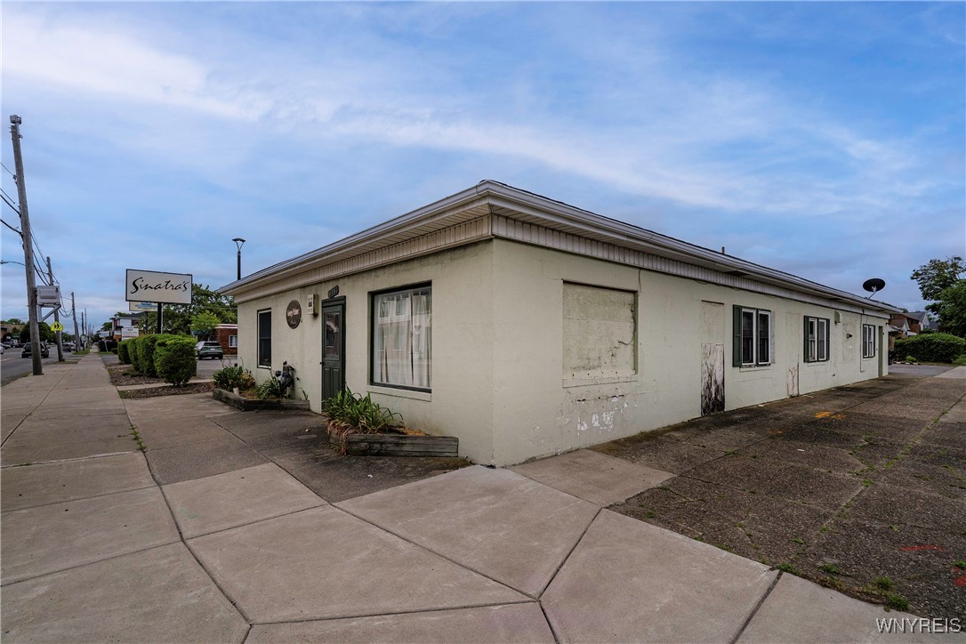 photo 4 : 948 Kenmore Avenue, Buffalo NY 14216