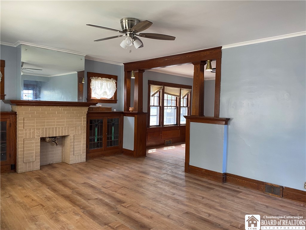 photo FMHw9QXq-5A1Hql53sRqFZ-RGtmEhQ: 2747 South SOUTH Park Avenue, Lackawanna NY 14218