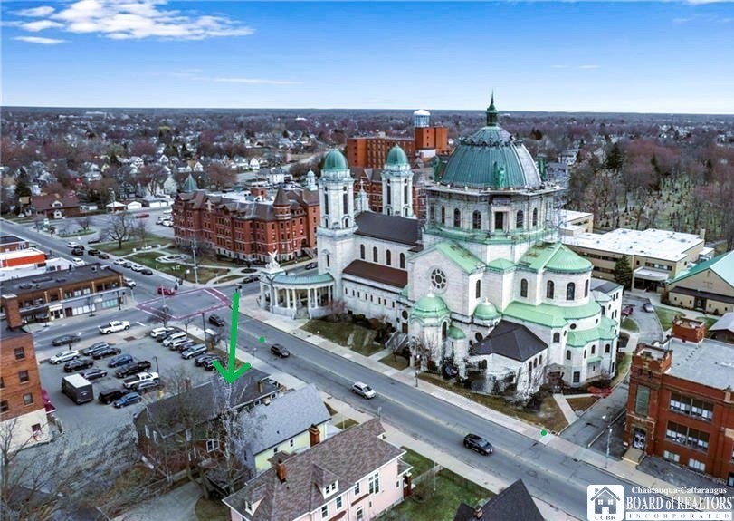 photo Hoe5usBABVmPNc: 2747 South SOUTH Park Avenue, Lackawanna NY 14218