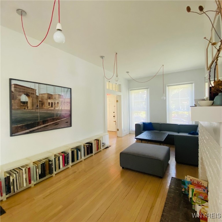 photo 4 : 77 Ashland Avenue, Buffalo NY 14222