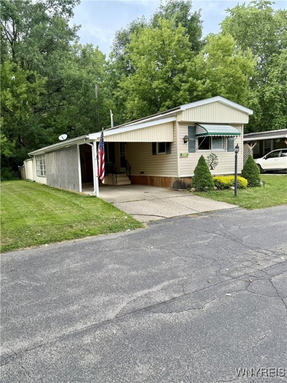 photo 2 : 181 Carefree Lane, Cheektowaga NY 14227