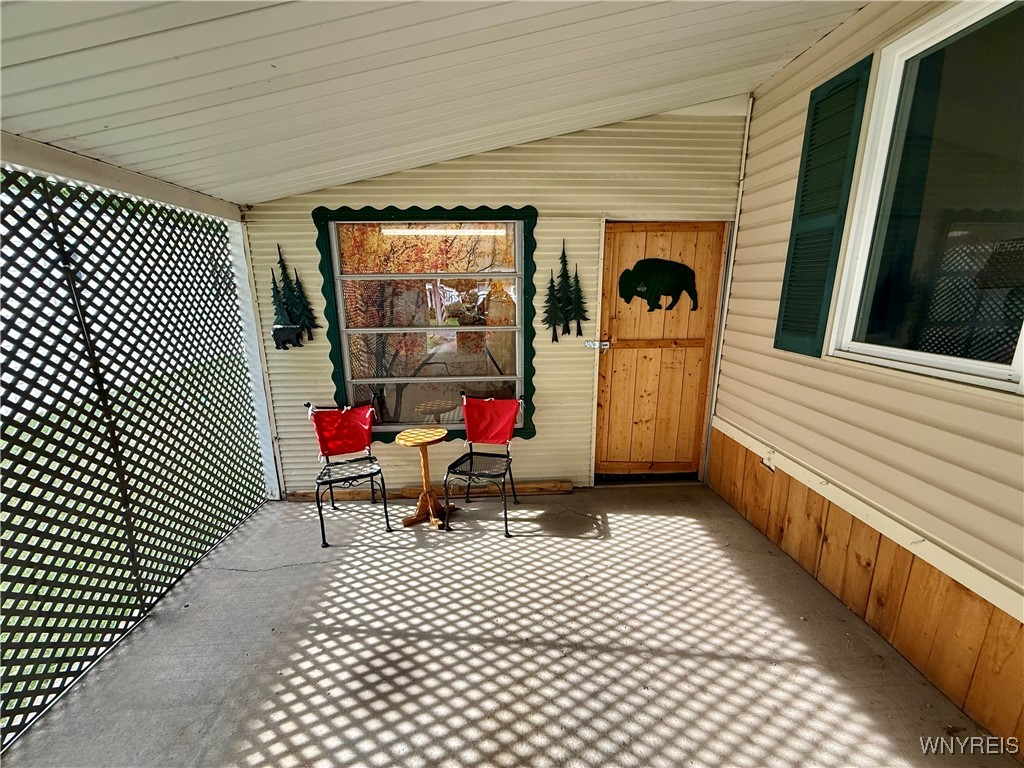 photo 3 : 181 Carefree Lane, Cheektowaga NY 14227