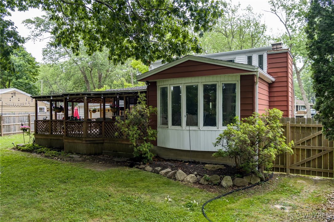 photo 3 : 130 Hi View Terrace, West Seneca NY 14224