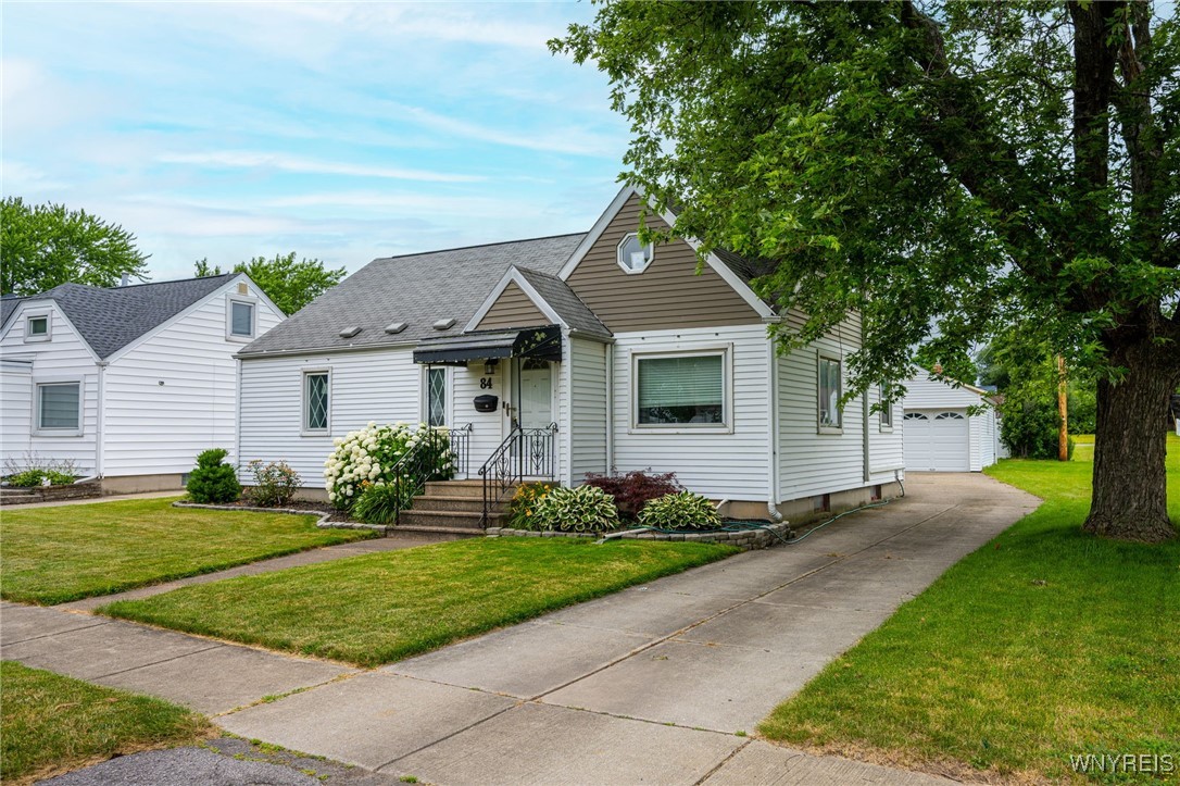 photo 4 : 84 Rogers Drive, Cheektowaga NY 14225