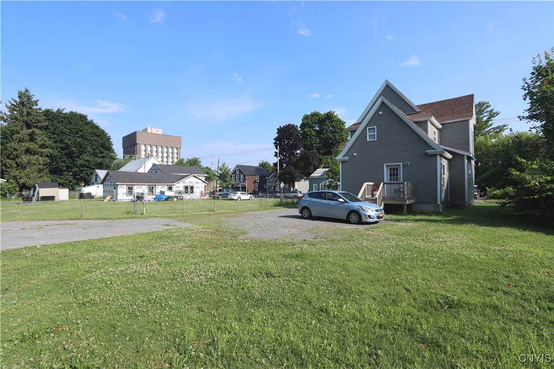 photo IpHAwTNCkbXY: 222 Academy Street, Watertown City NY 13601