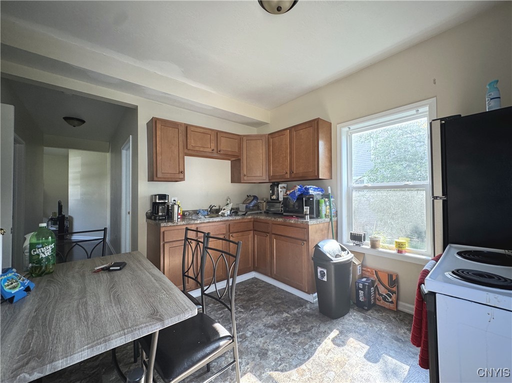 photo 4 : 222 Academy Street, Watertown City NY 13601