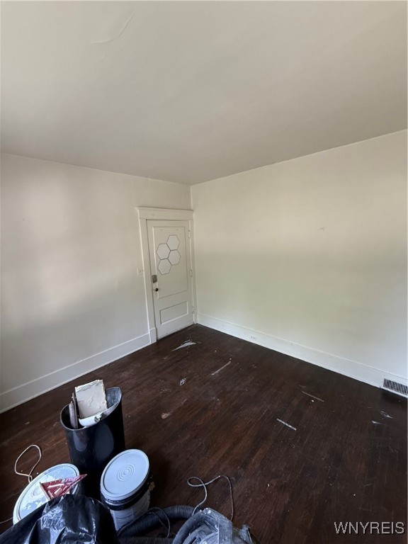 photo qC-kTZY: 99 Montrose Avenue 1, Buffalo NY 14214