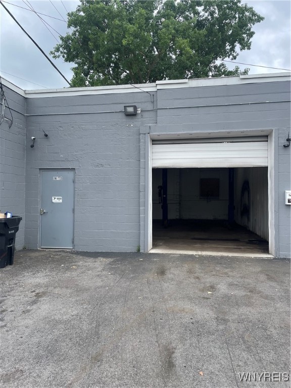 photo pcZyj0uk: 311 Kenmore Avenue, Tonawanda NY 14223