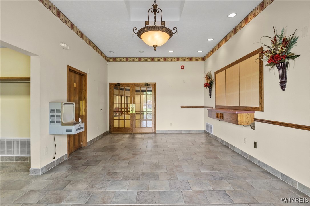 photo 4 : 2099 River Road, Wheatfield NY 14304
