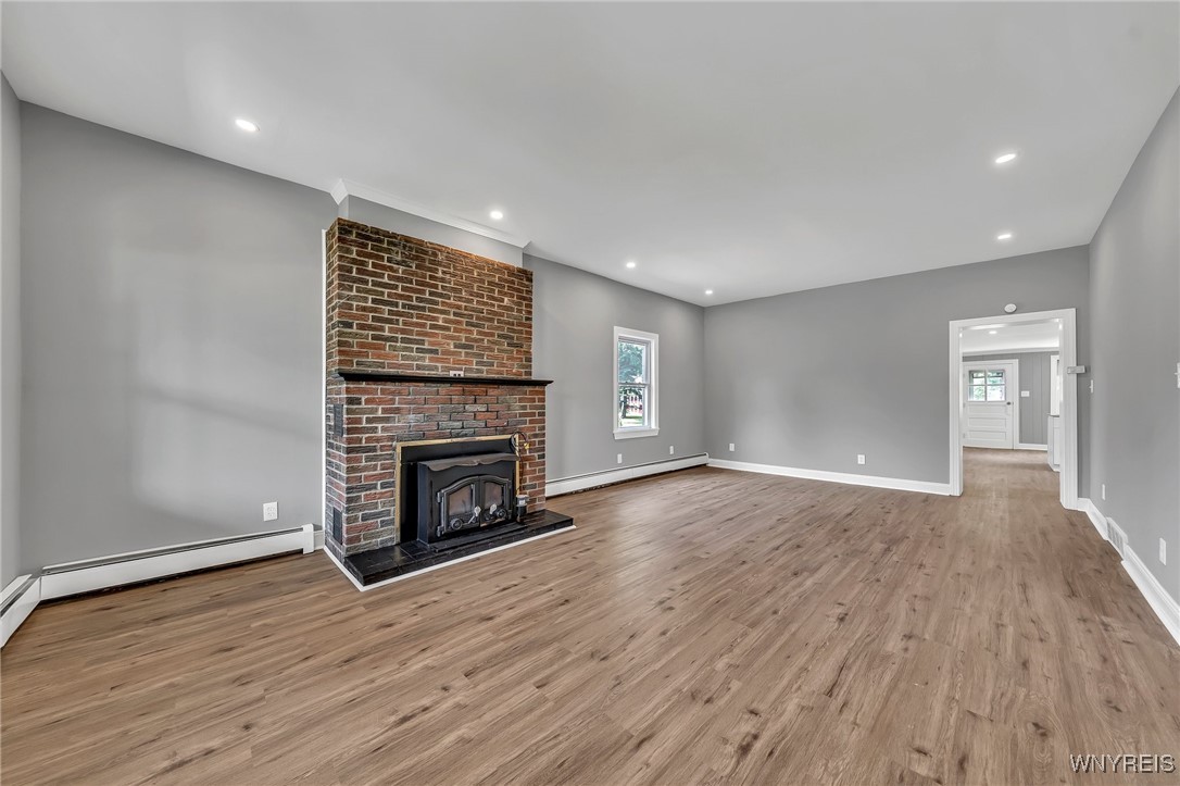 photo 4 : 5592 Broadway Street, Lancaster NY 14086