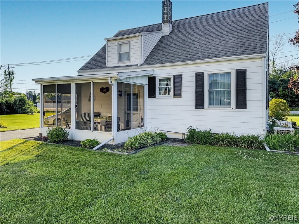 photo 2 : 1030 Saunders Sett Road, Lewiston NY 14305