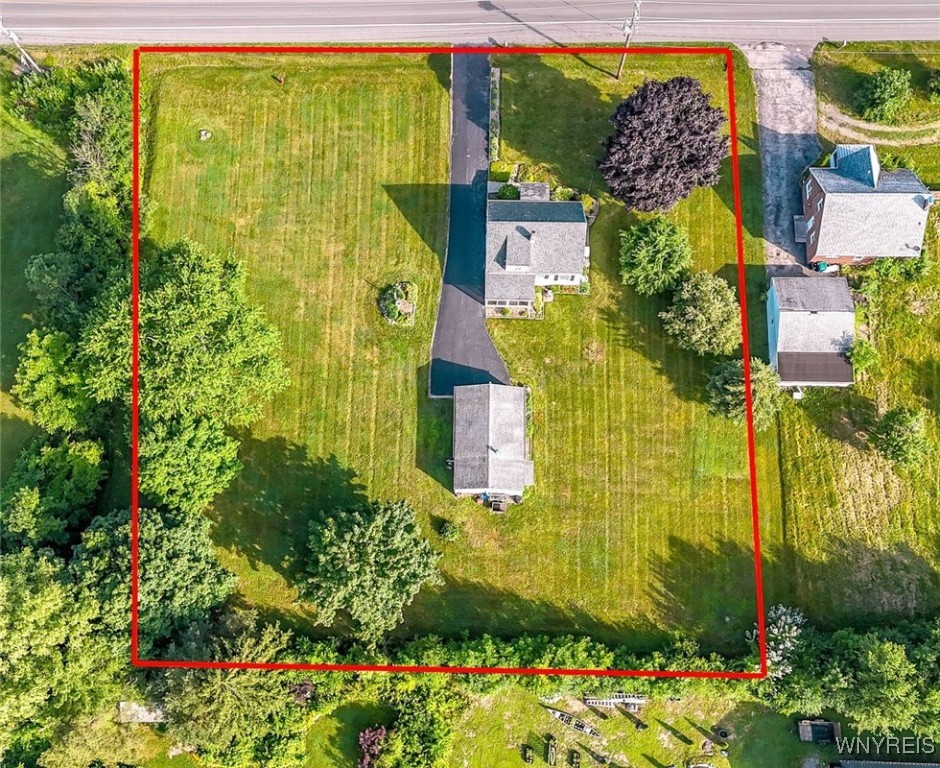 photo 4 : 1030 Saunders Sett Road, Lewiston NY 14305
