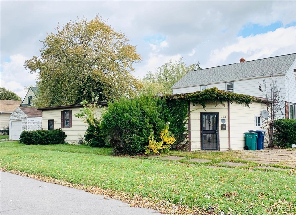 photo J70rfYsE7GbI3EIIt7f8gmUBRXCrF0RFkFM: 190 Davidson Avenue, Buffalo NY 14215