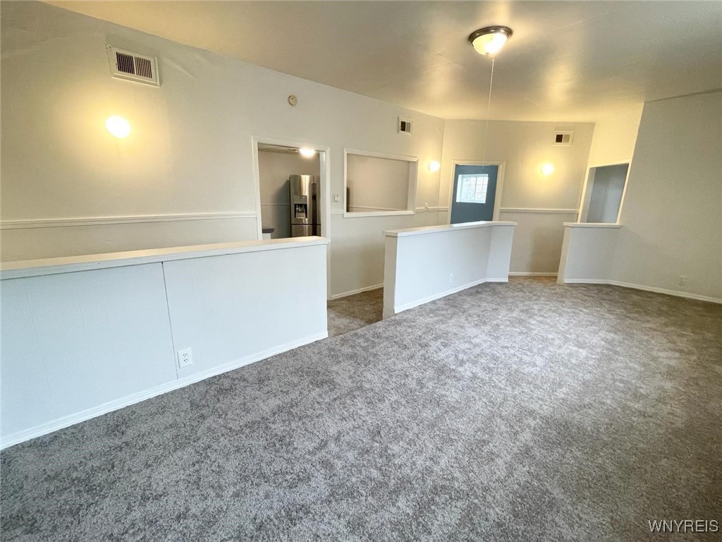 photo 3 : 190 Davidson Avenue, Buffalo NY 14215