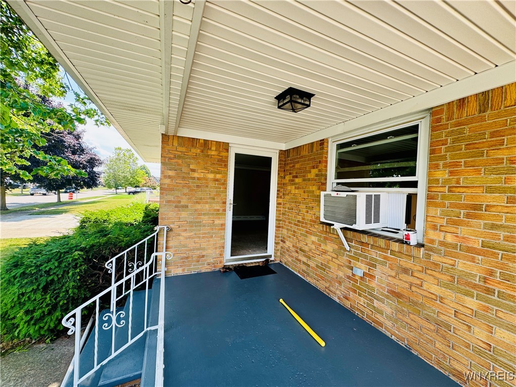 photo 2 : 268 Cass Avenue, Cheektowaga NY 14206