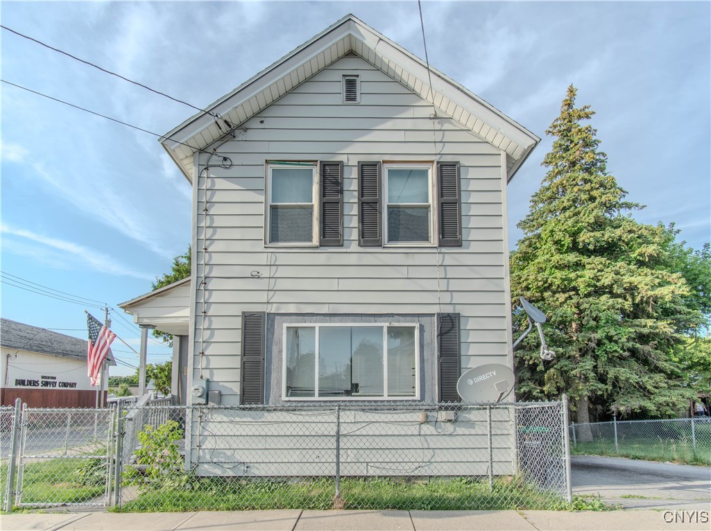 photo MaWnlS: 603 Emerson Street, Watertown City NY 13601