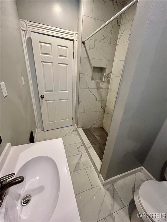 photo LppZgR-pg906S7oI: 432 Cedar Avenue 3, Niagara Falls NY 14301