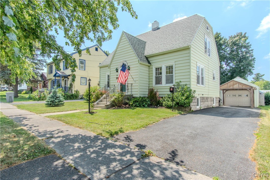 photo 4 : 237 Michigan Avenue, Watertown City NY 13601