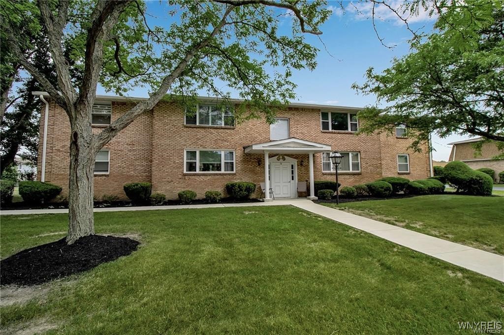 photo 2 : 72 Old Lyme Drive 3, Amherst NY 14221