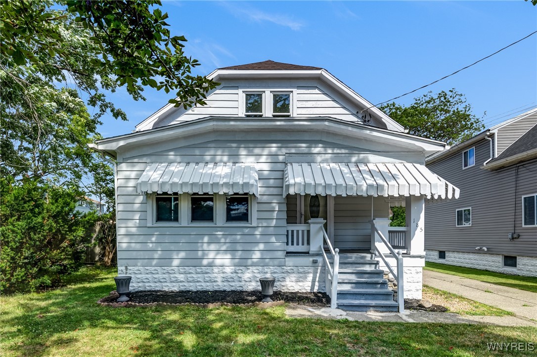 photo 4 : 185 North Pleasant Parkway, Cheektowaga NY 14206