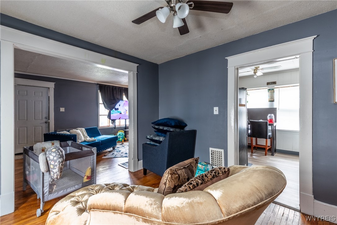 photo 3 : 296 Parkridge Avenue, Buffalo NY 14215