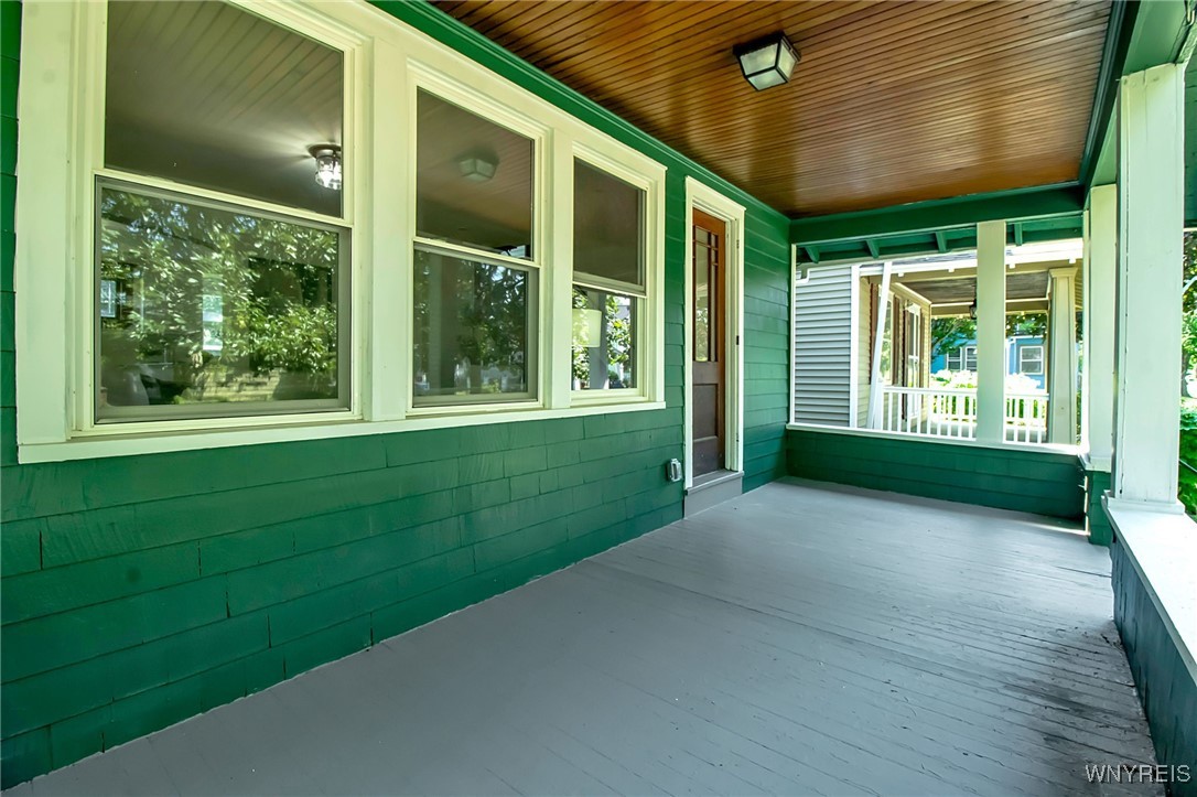 photo 1 : 111 Montrose Avenue, Buffalo NY 14214