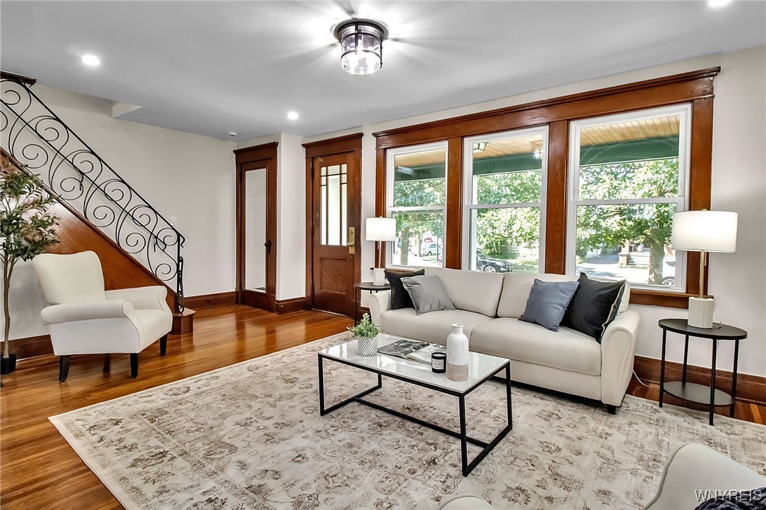 photo 4 : 111 Montrose Avenue, Buffalo NY 14214