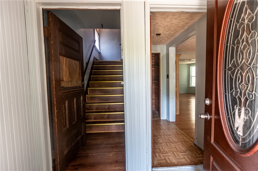 photo aY0mS2-8-i11bBpbx-x2wo: 85 Brayton Street, Buffalo NY 14213