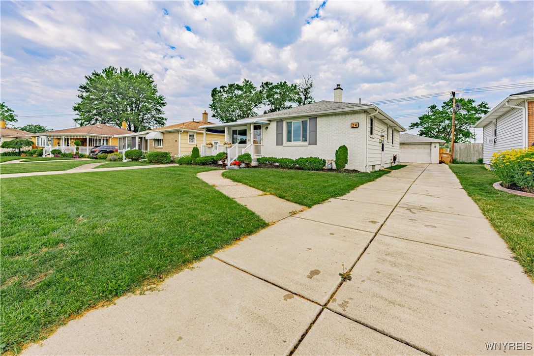 photo Skvu0oB4RaAPWut5IScqleE: 24 Ceil Drive, Cheektowaga NY 14227