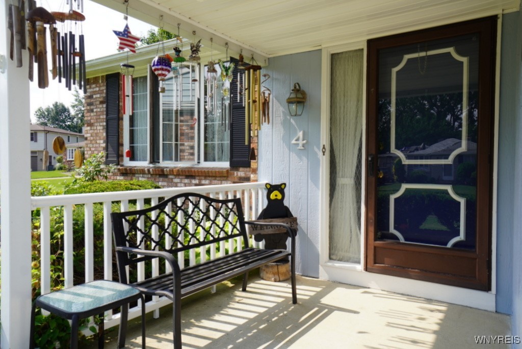 photo 2 : 4 Windtree Lane, West Seneca NY 14224