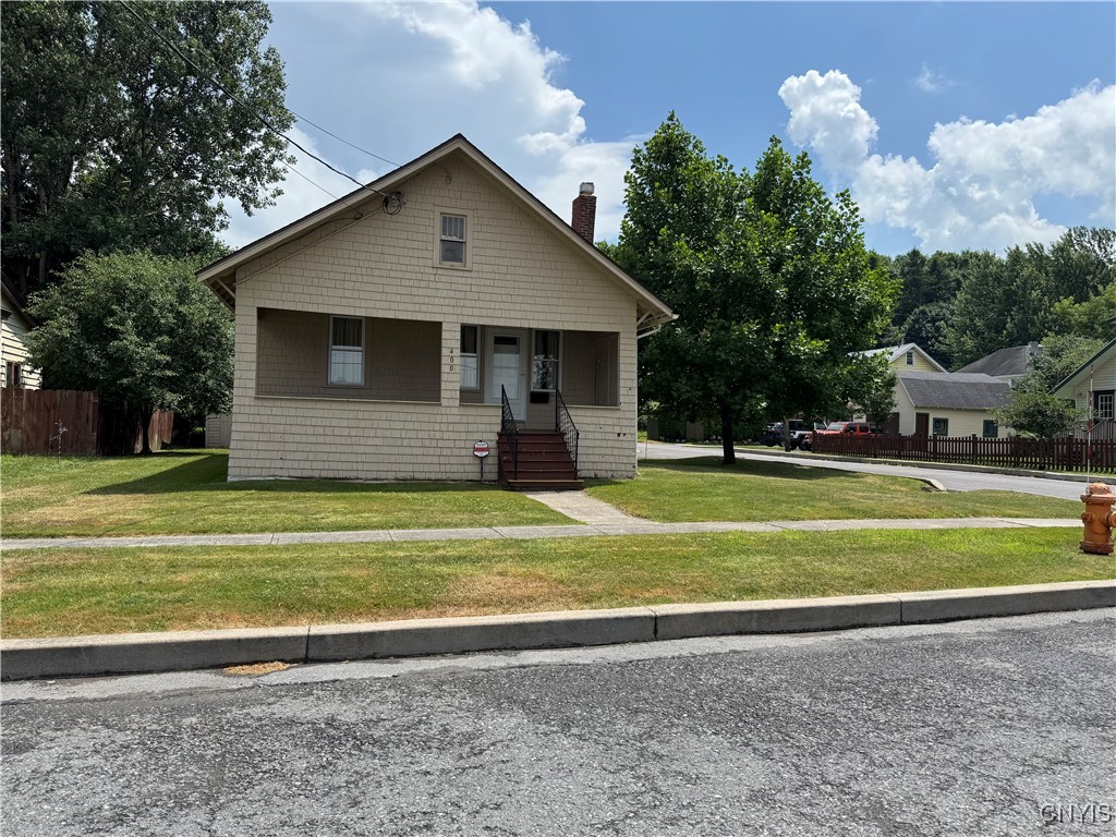 photo xZhVicl15cixtbaOaSdnYgr8jov6Jo: 400 Pawling Street, Watertown City NY 13601
