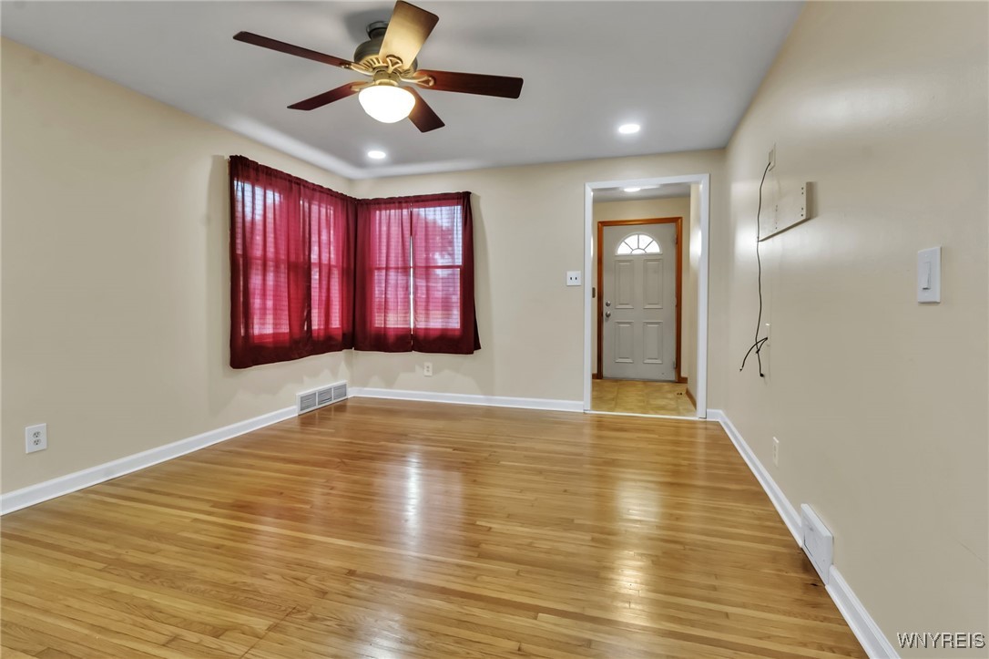 photo 4 : 50 Harvard Avenue, Cheektowaga NY 14043