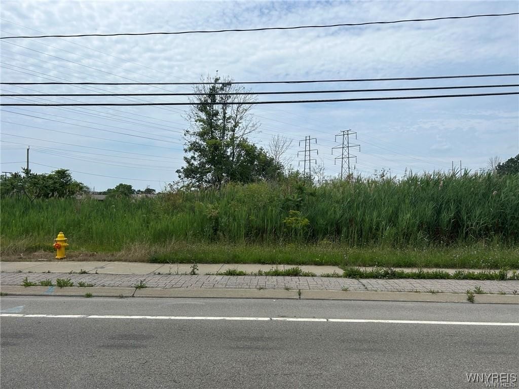 photo KjQ: 0 Williams Road West, Wheatfield NY 14304