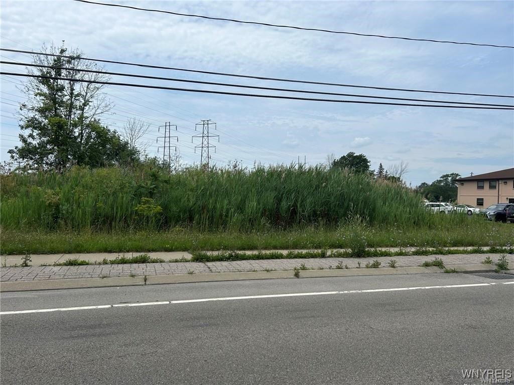 photo I7iWUlq3u3WTs4o: 0 Williams Road West, Wheatfield NY 14304