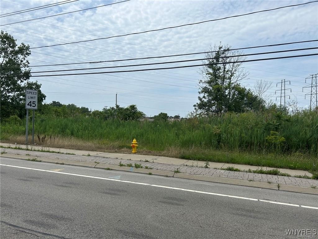 photo 2 : 0 Williams Road West, Wheatfield NY 14304