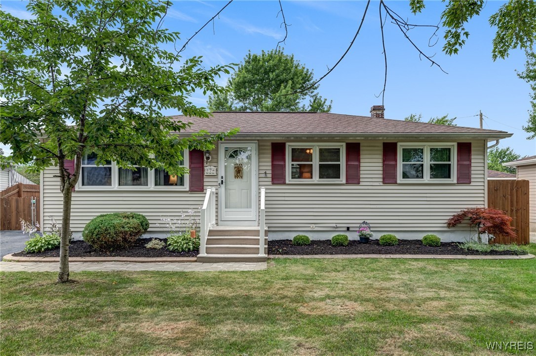 photo undefined: 7 Cannas Court, Cheektowaga NY 14227