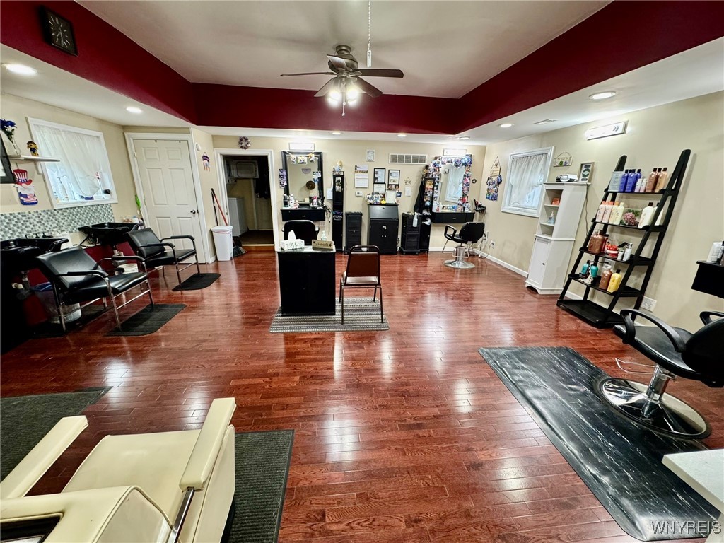 photo 4 : 4990 Broadway, Lancaster NY 14043