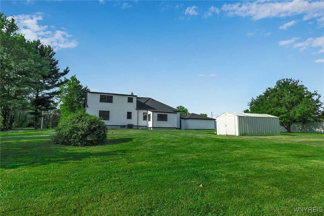 photo 2 : 4221 Upper Mountain Road, Cambria NY 14132