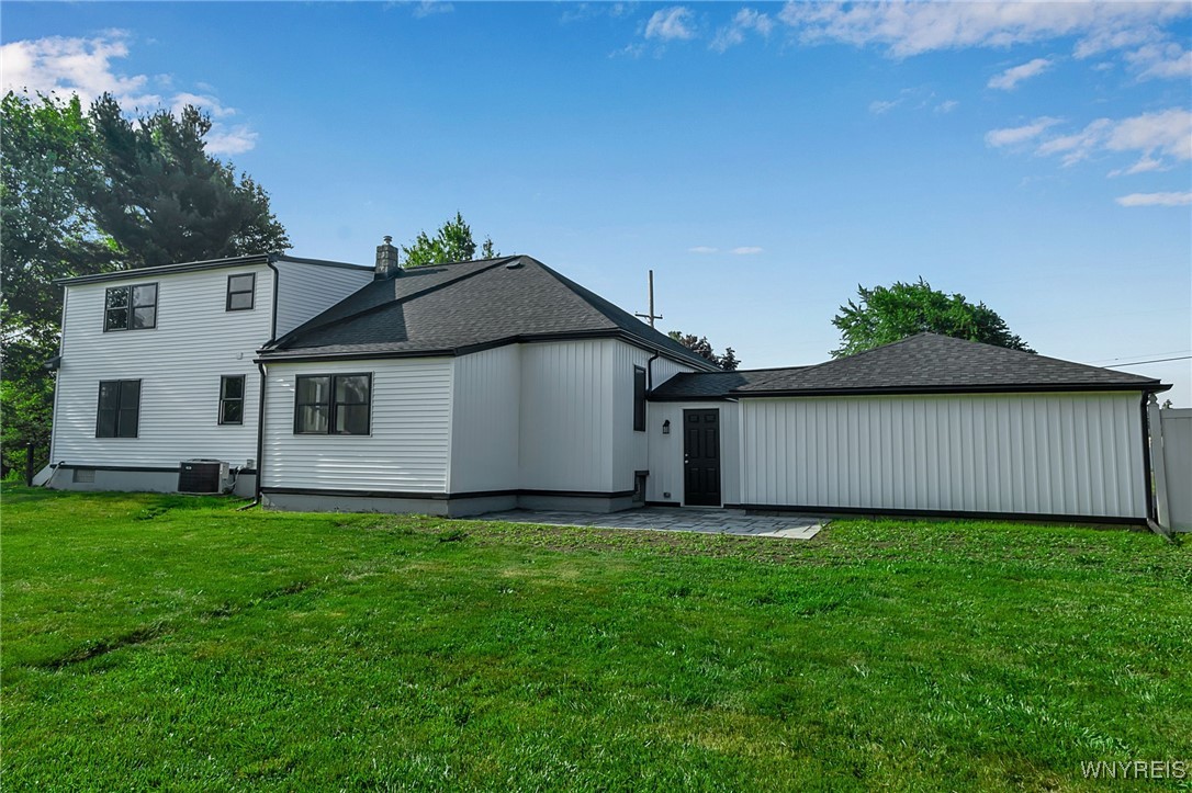 photo 3 : 4221 Upper Mountain Road, Cambria NY 14132
